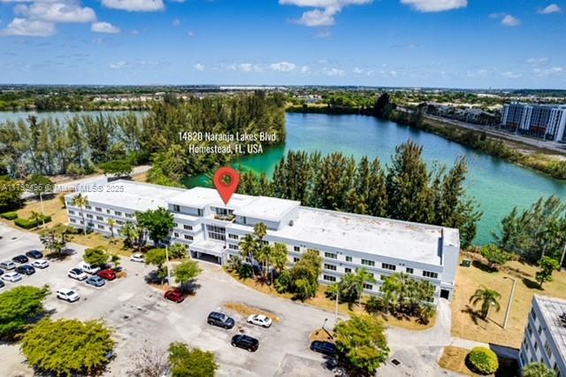 NARANJA LAKES CONDO NO 5 - Residential