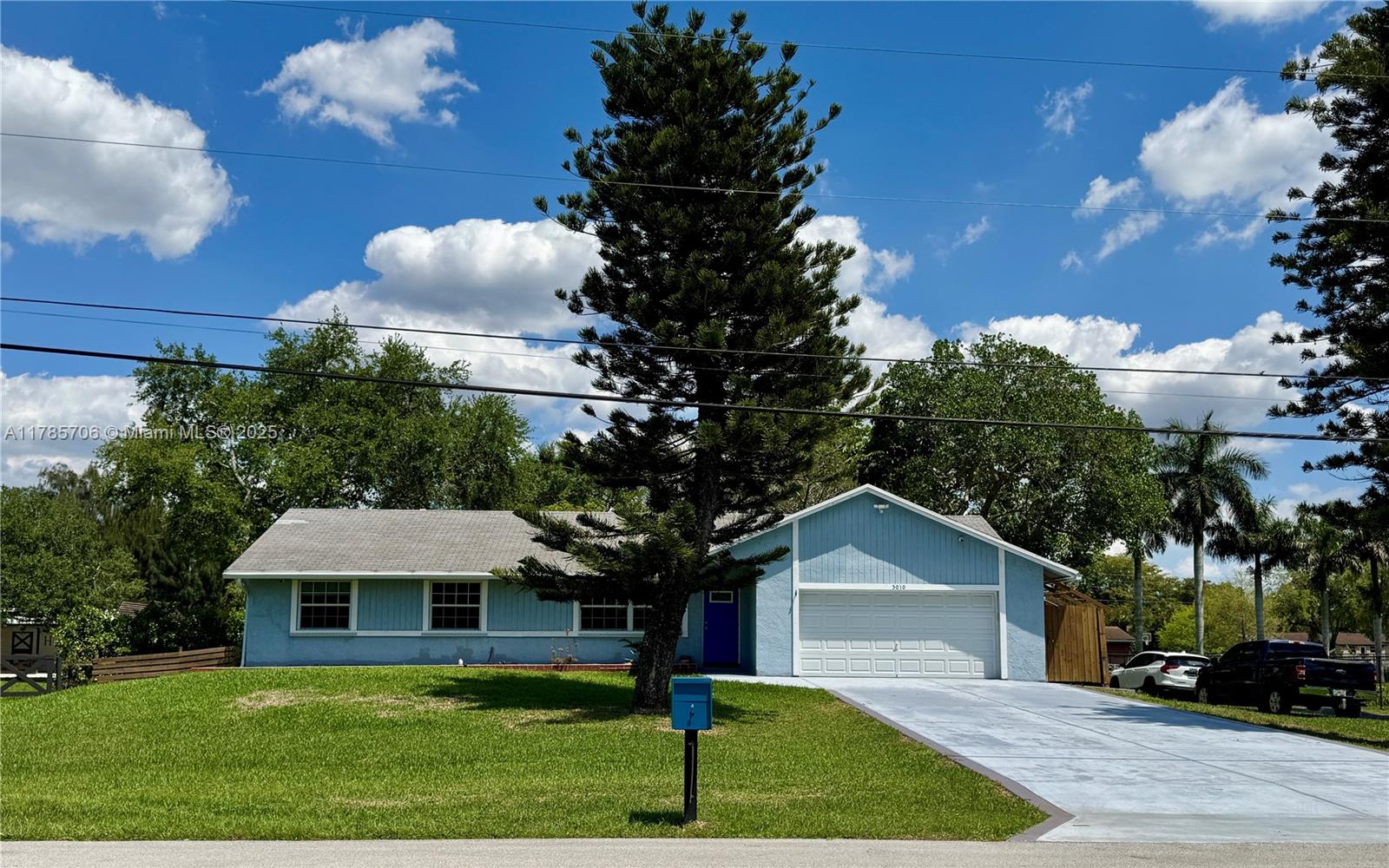 Property for Sale at 5010 Sw 201st Ter, Southwest Ranches, Broward County, Florida - Bedrooms: 3 
Bathrooms: 2  - $1,095,000