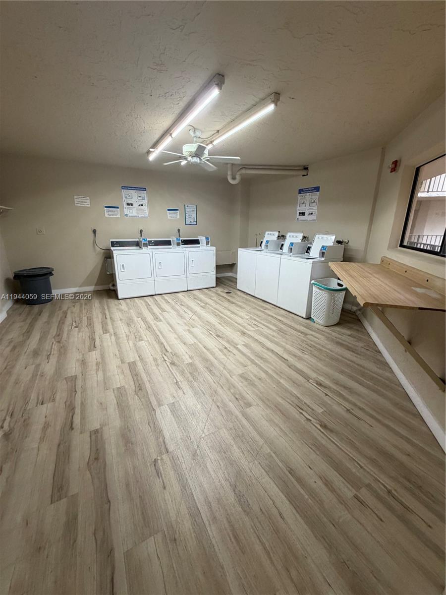 THE HORIZONS CONDO #4 - Residential