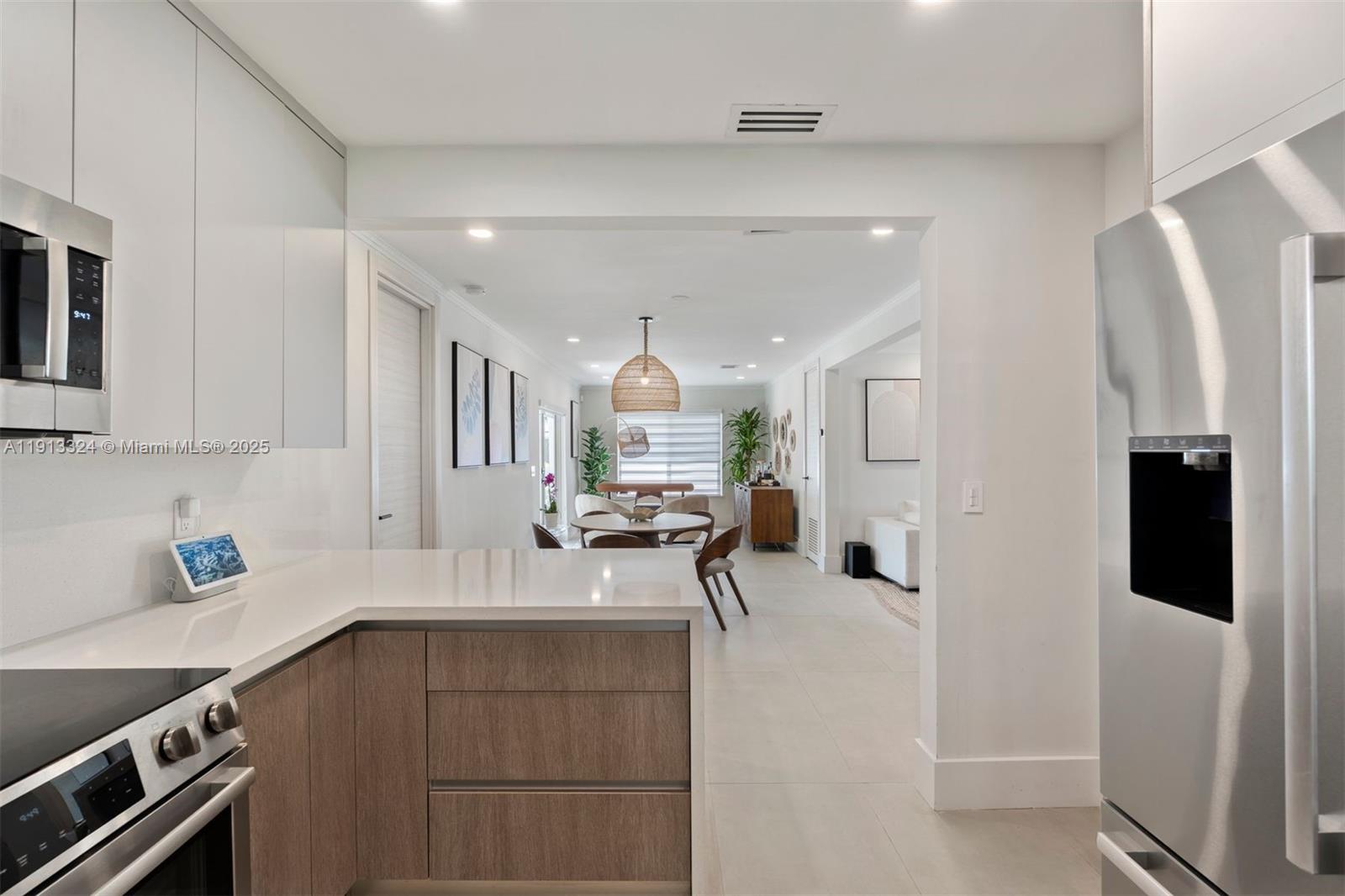 CORAL GABLES CRAFTS SEC - Residential Lease