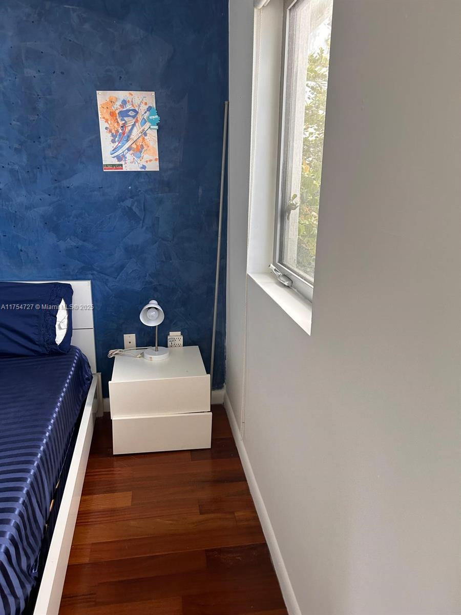 ETRURIA CONDO - Residential