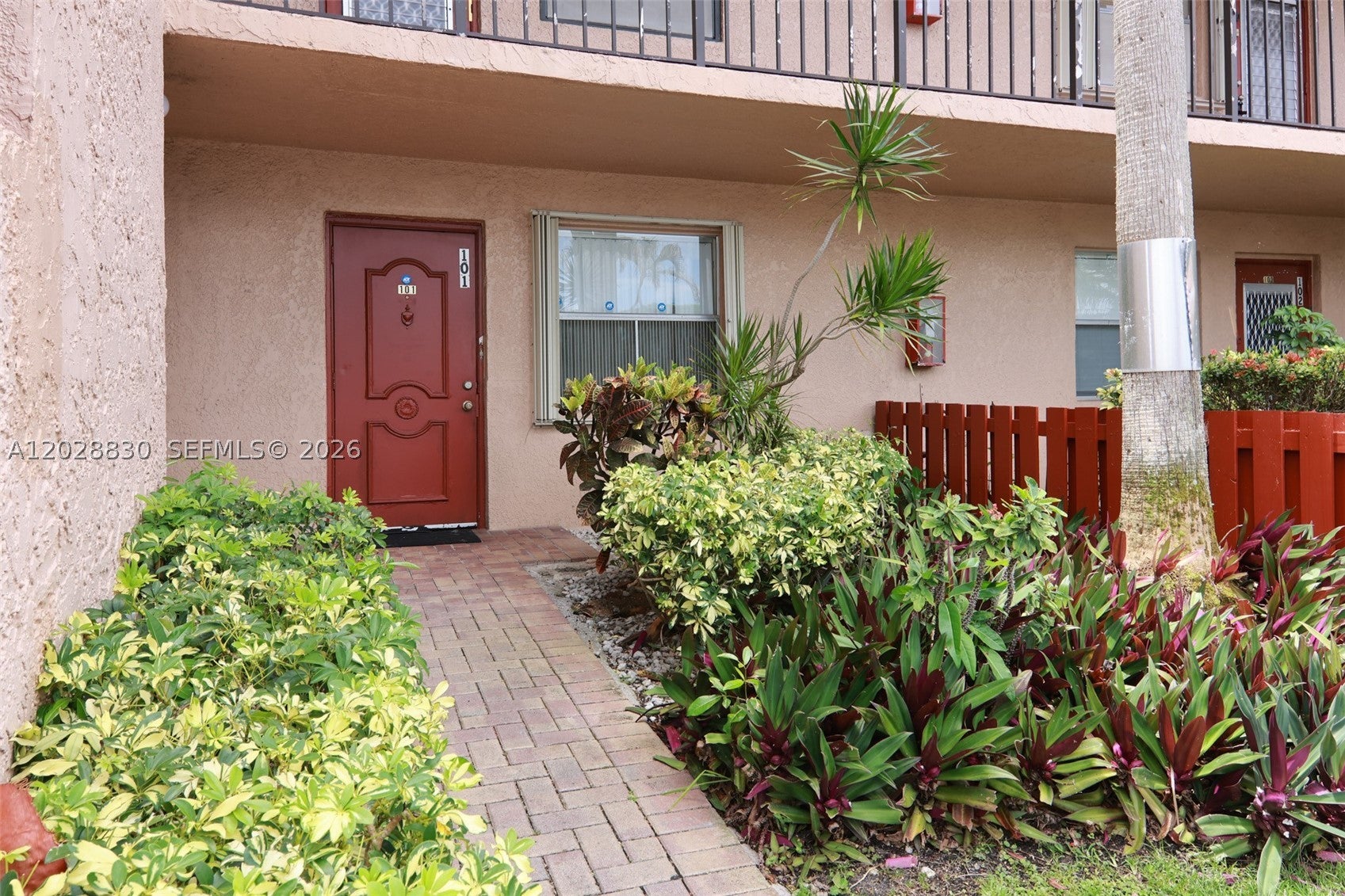 7220 Lake Cir Dr 101, Margate FL 33063