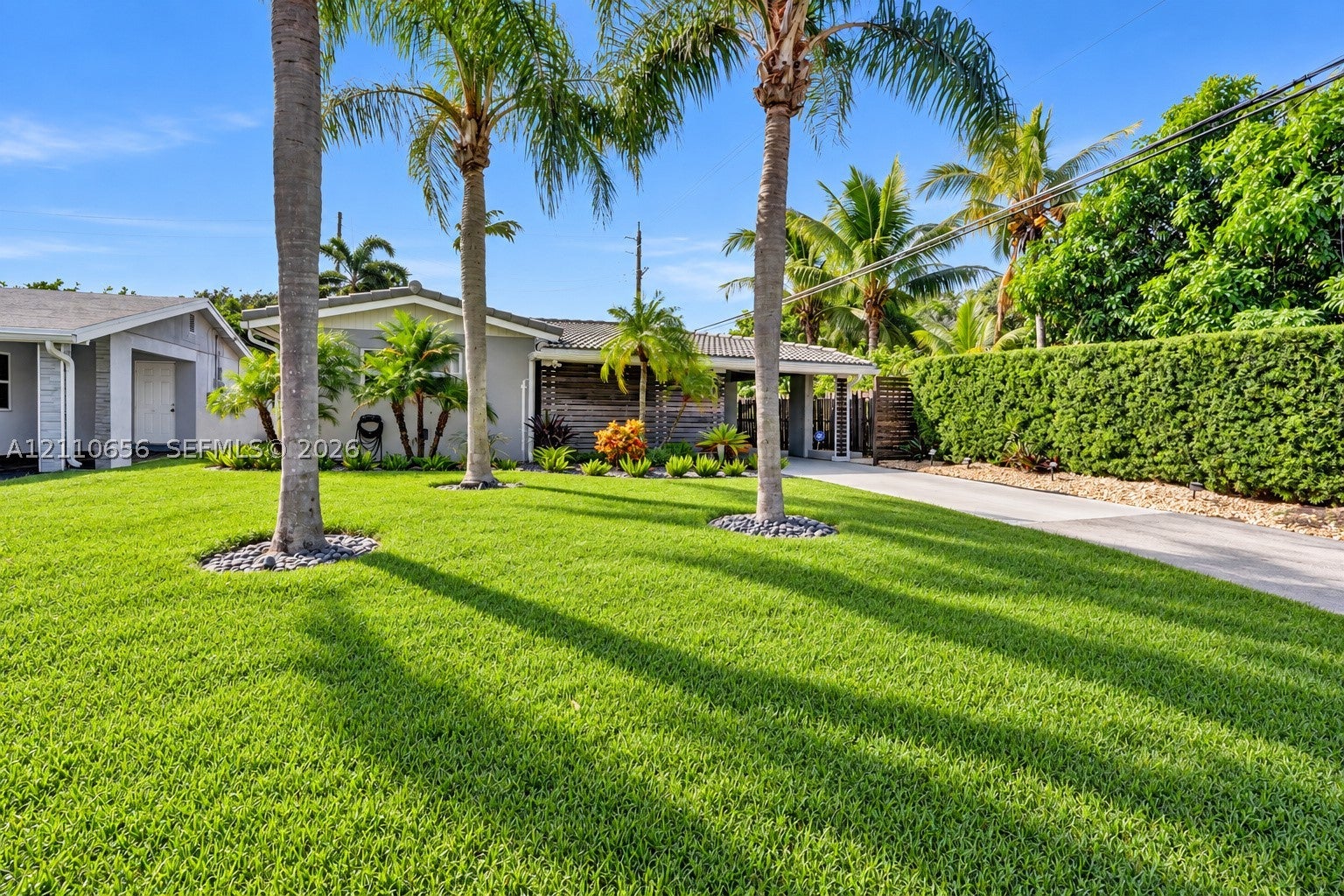 30 NE 48th Ct