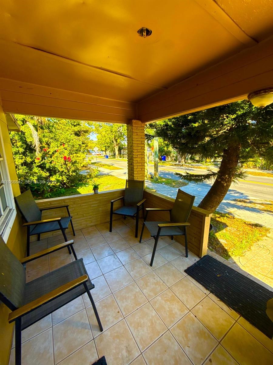 DIXIE GARDENS - Residential