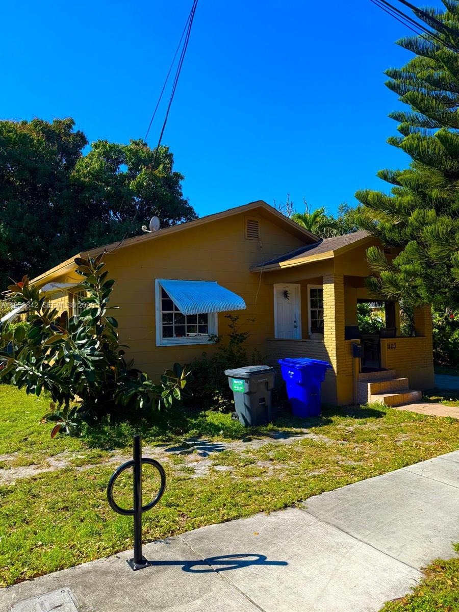 DIXIE GARDENS - Residential