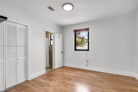 Tiny photo for 944 SW 10th Avenue, Miami, FL 33130 (MLS # A12005690)