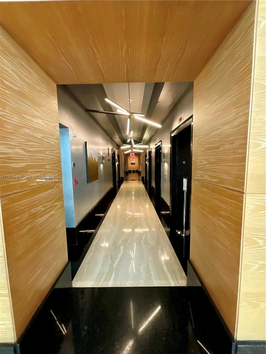 THE PLAZA 851 BRICKELL CO - Residential Lease