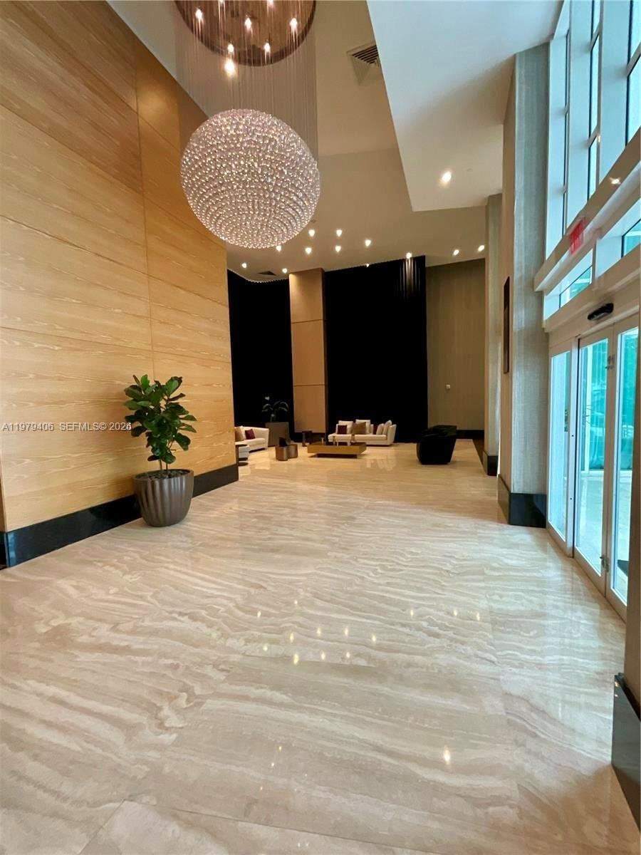 THE PLAZA 851 BRICKELL CO - Residential Lease