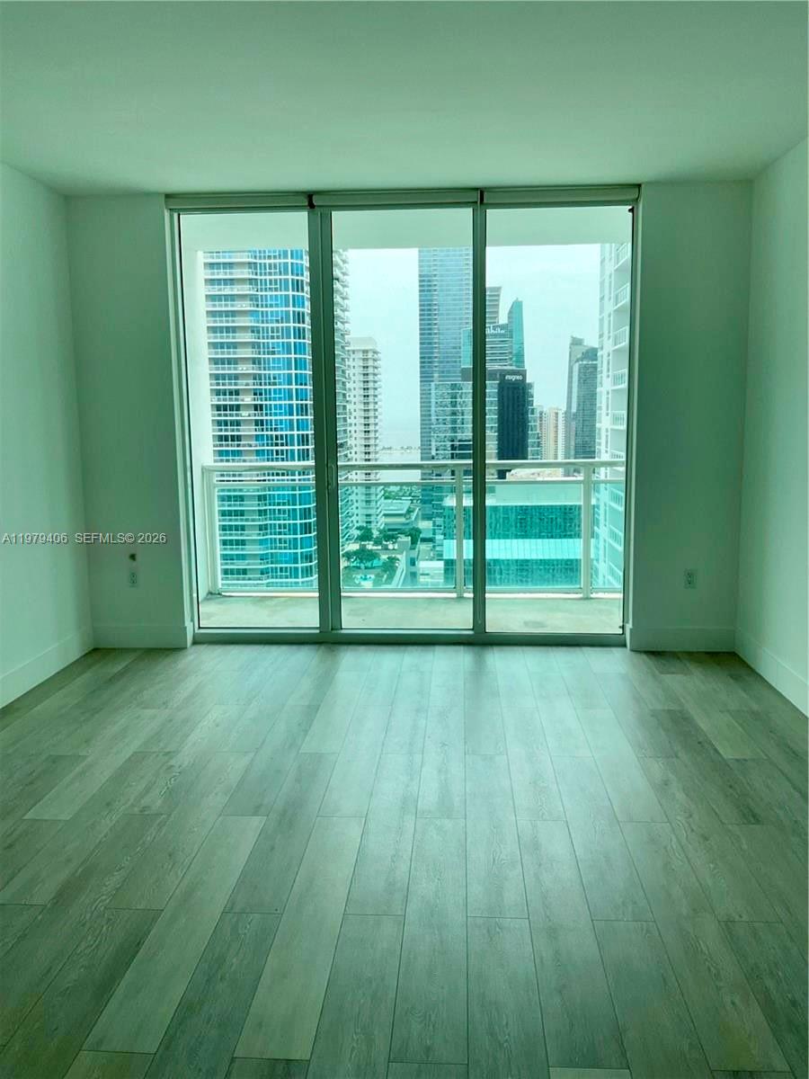 THE PLAZA 851 BRICKELL CO - Residential Lease