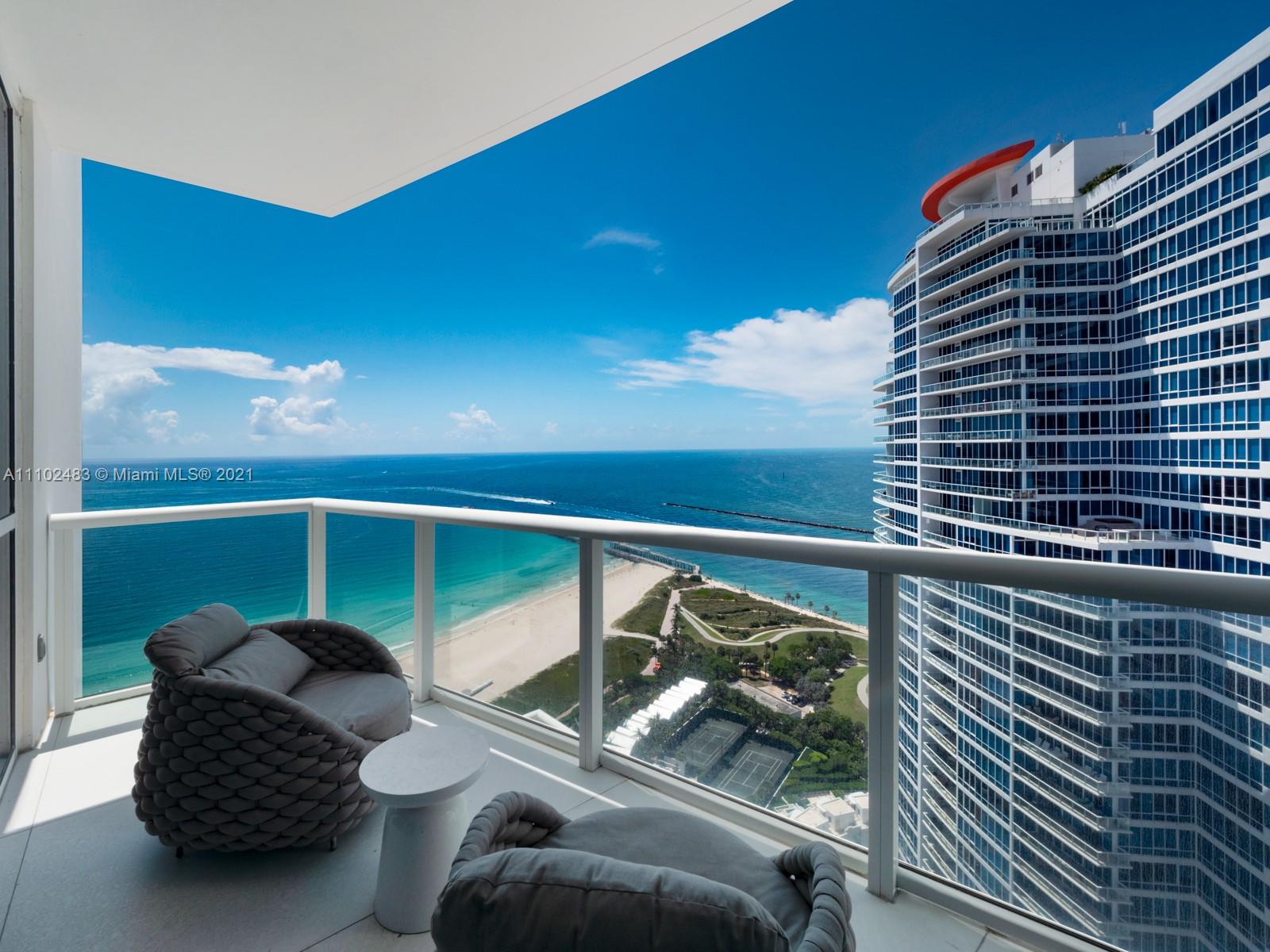 CONTINUUM ON SOUTH BEACH - Residential
