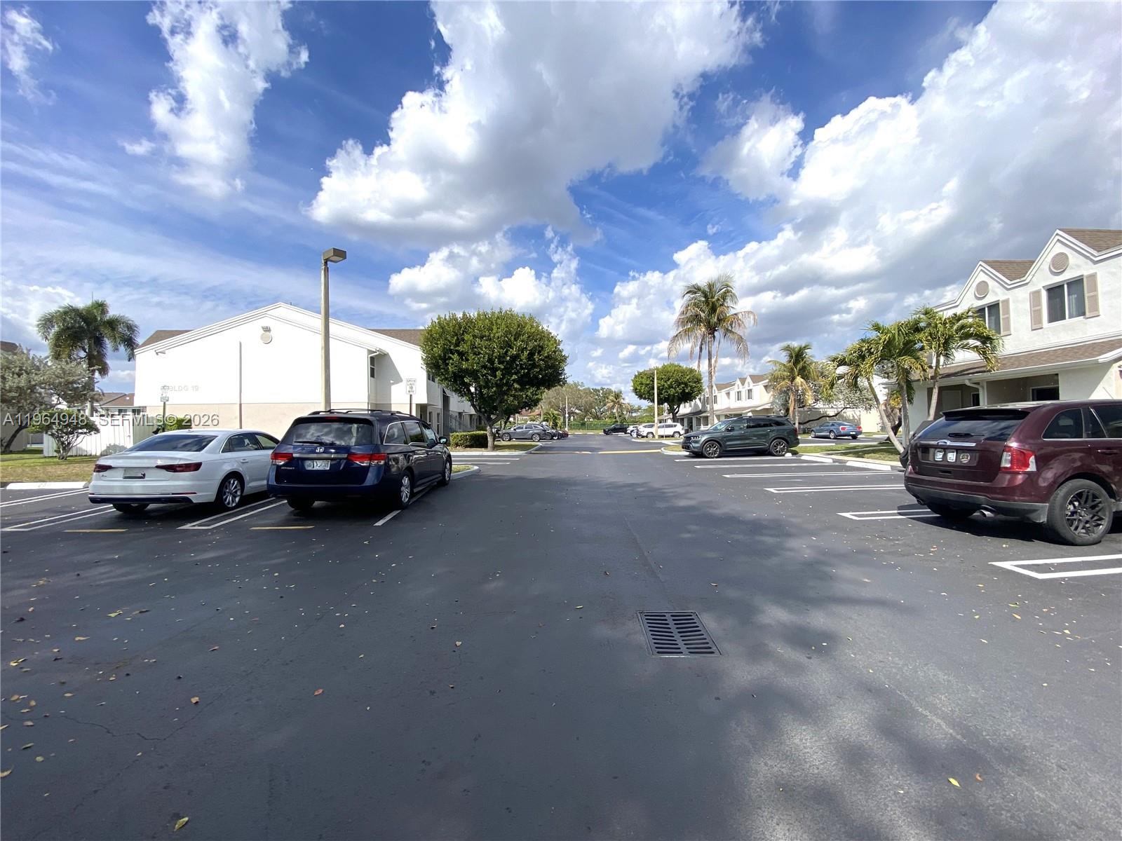 ANTIGUA AT CNTRY CLUBOF M - Residential