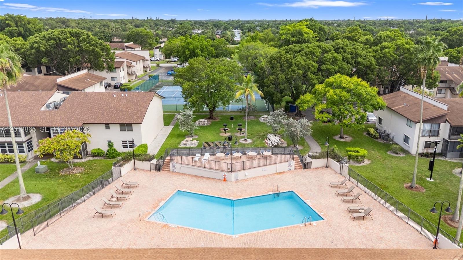 LAURELS AT MARGATE - Residential