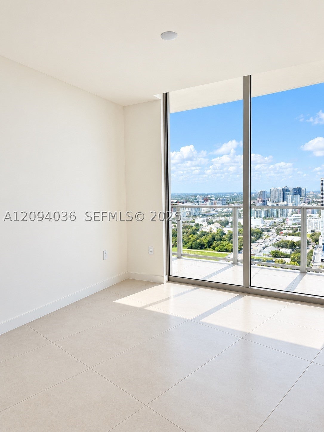 1400 BISCAYNE BLVD 2907