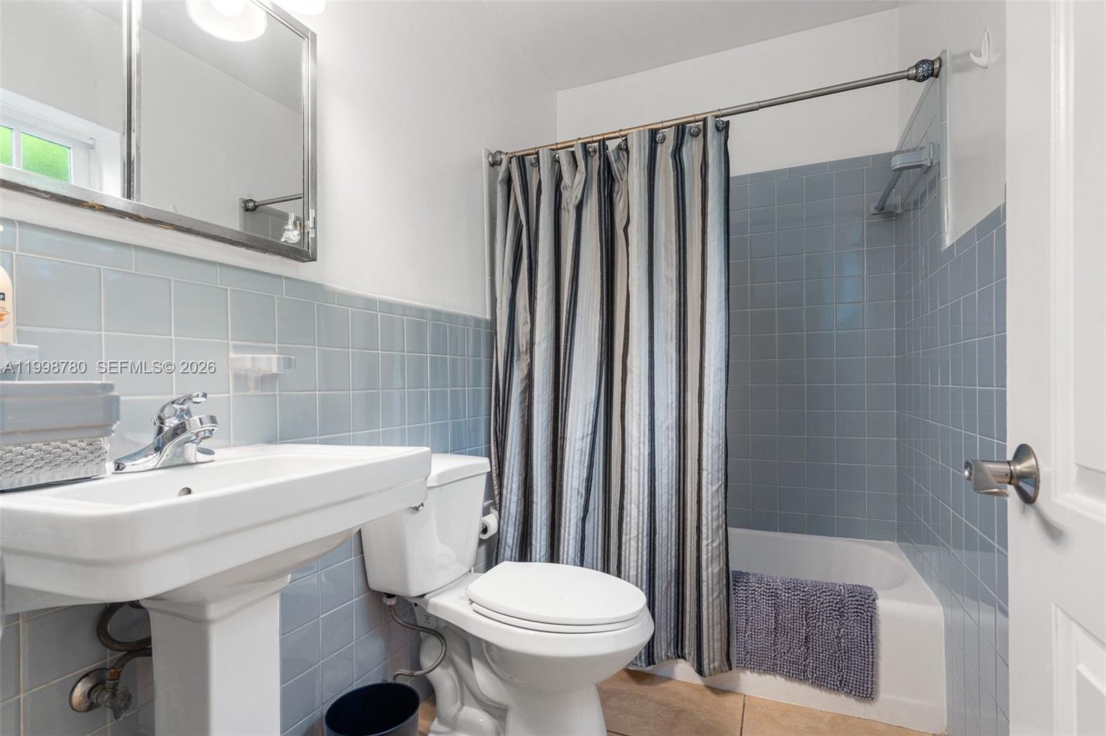 LAUDERDALE BEACH EXT - Residential Lease