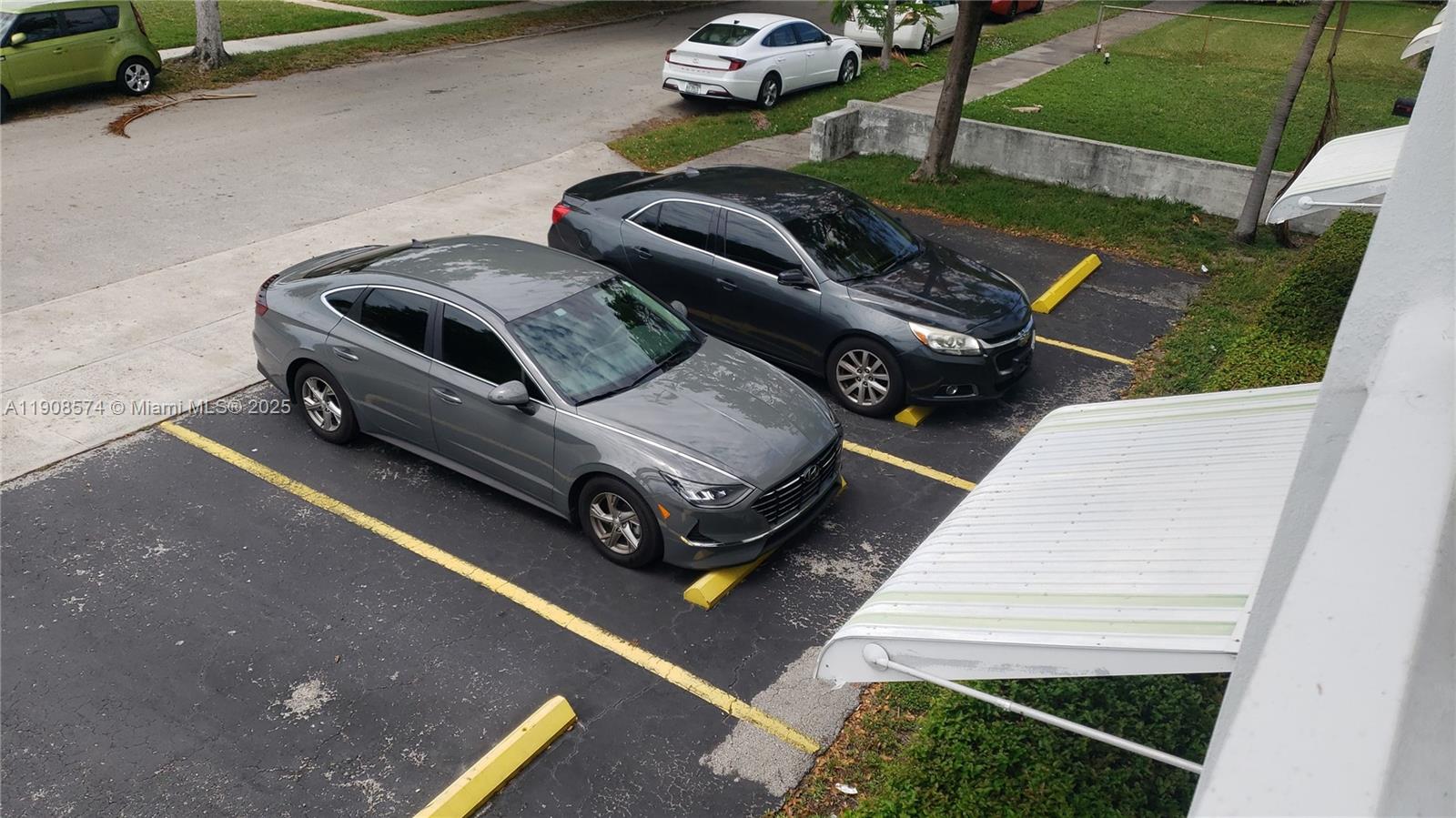 WILEY CONDO APTS INC - Residential Lease