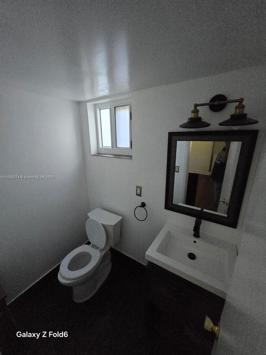 WILEY CONDO APTS INC - Residential Lease