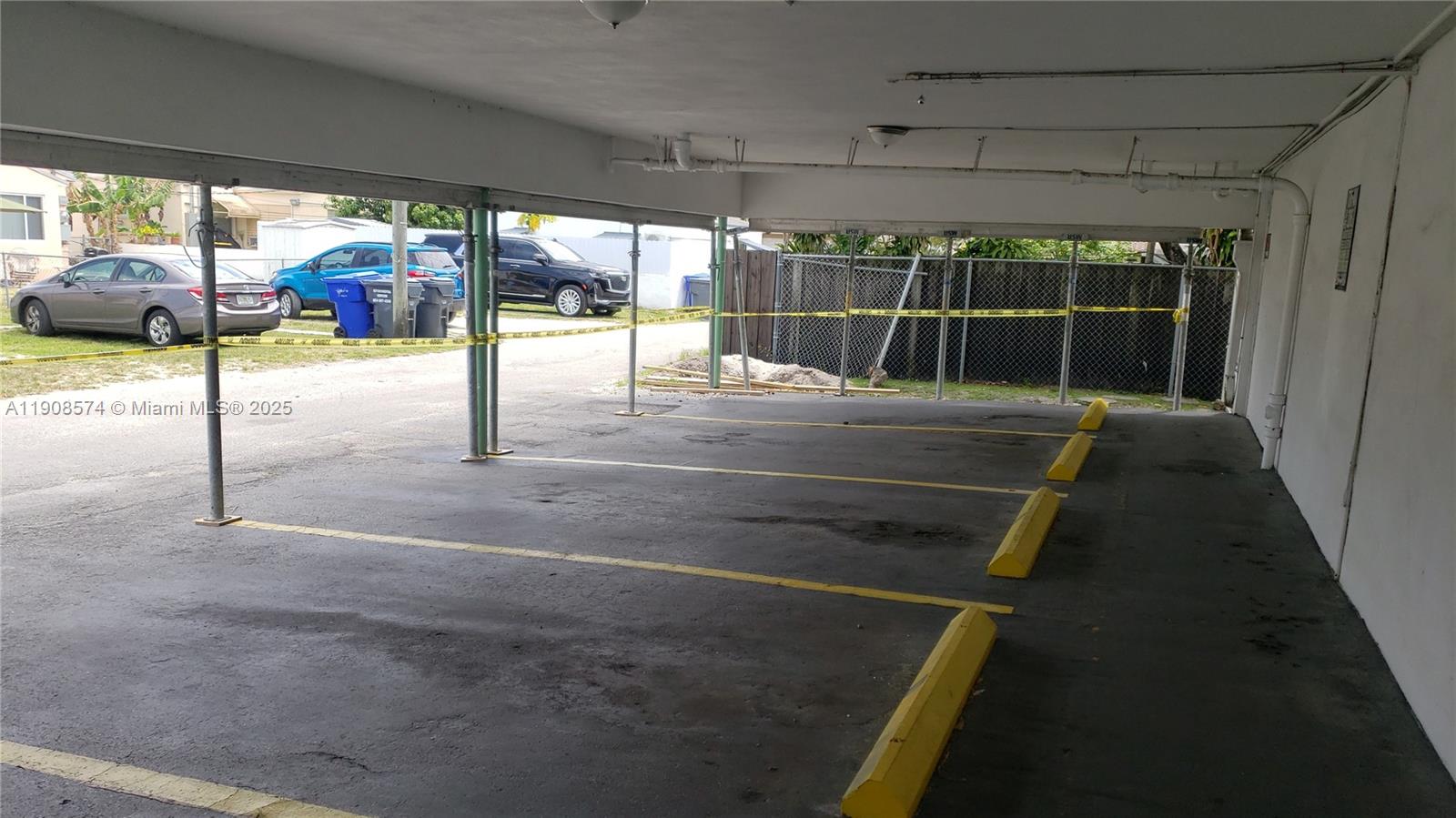 WILEY CONDO APTS INC - Residential Lease