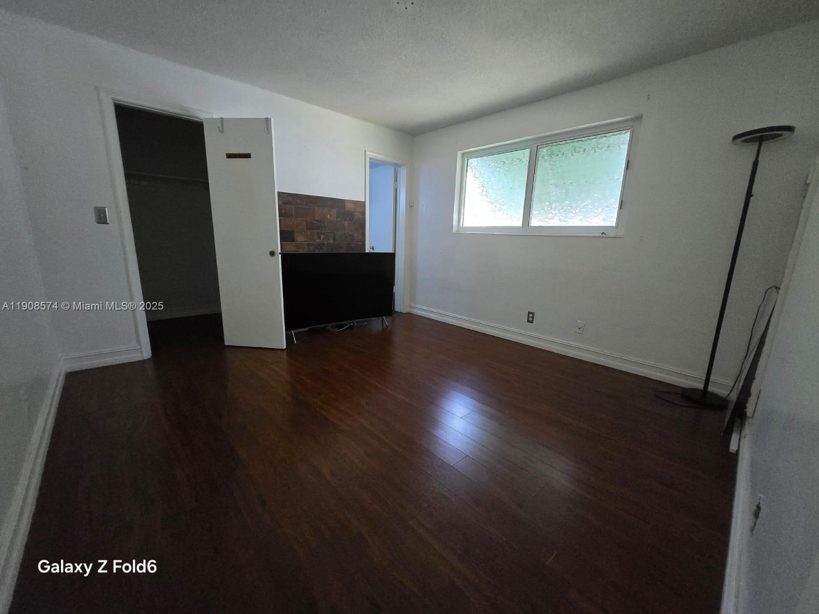 WILEY CONDO APTS INC - Residential Lease