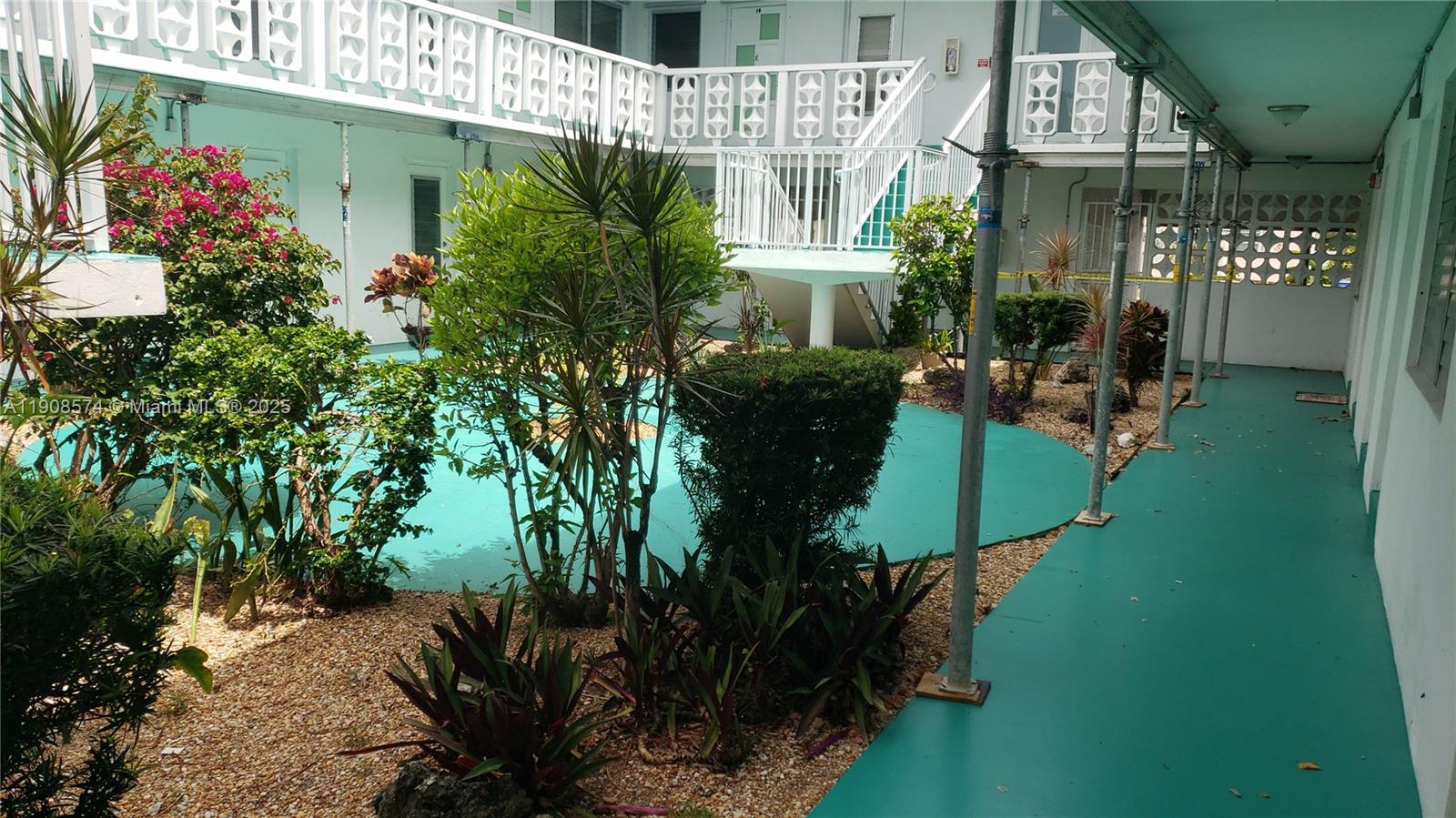 WILEY CONDO APTS INC - Residential Lease