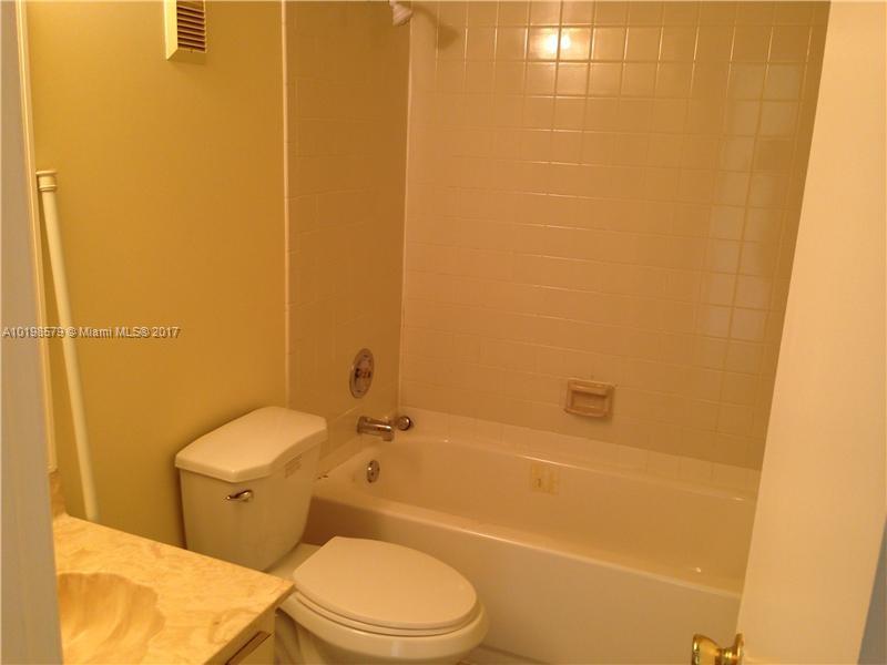 Lakeshore At University P - Residential Lease