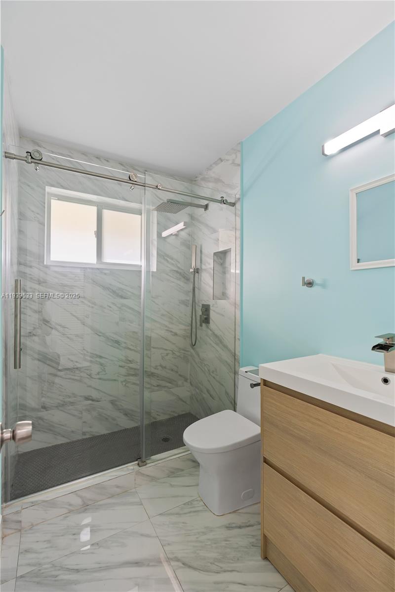 CORONET VISTA CONDO - Residential