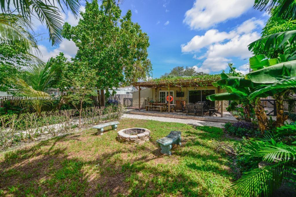 2206 N 26th Ave, Hollywood, FL, 33020/$620,000 2 2206 N 26th Ave