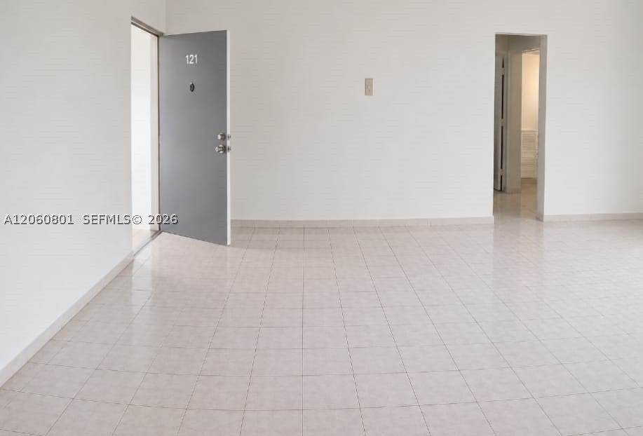 13500 NE 3rd Ct 121