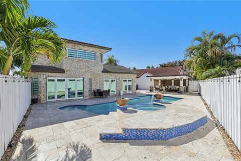 6173 NW 181st Terr Cir N Hialeah FL 33015