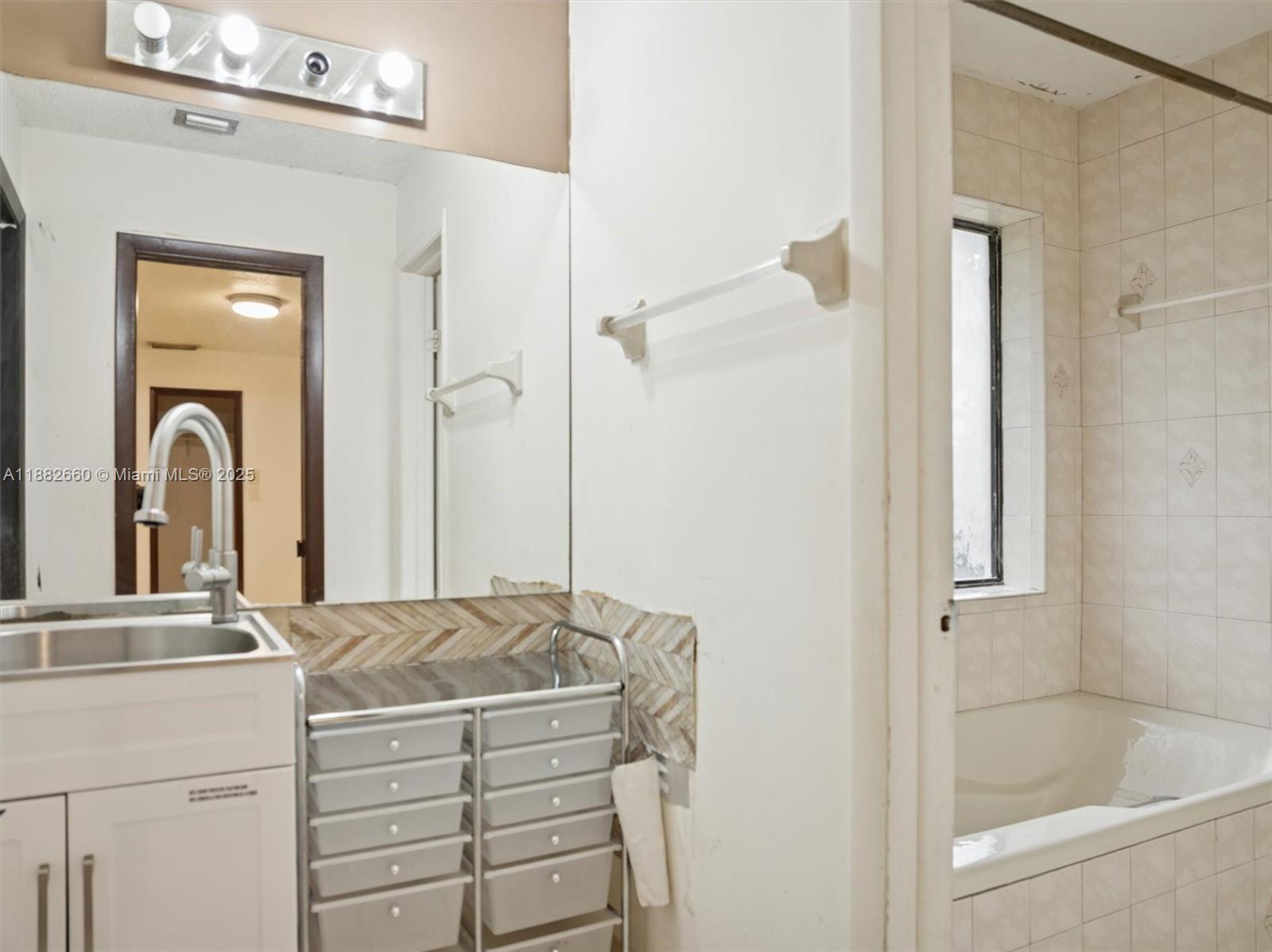 ROSIE ESTATES - Residential