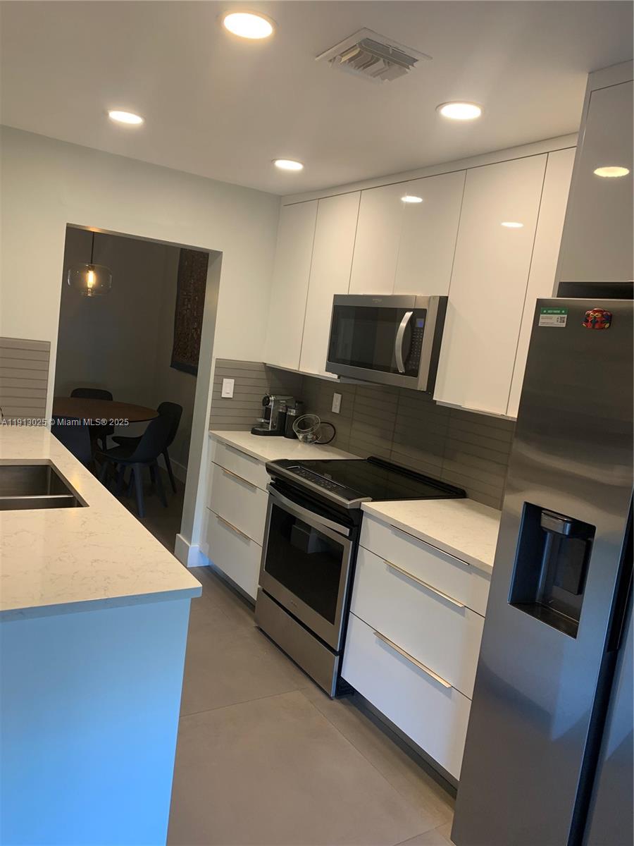 FAIRFIELD AT BOCA 2 OF CE - Residential