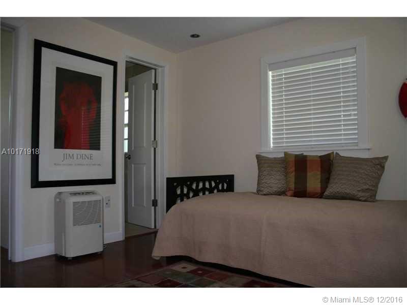 PALM ISLAND - Residential Lease