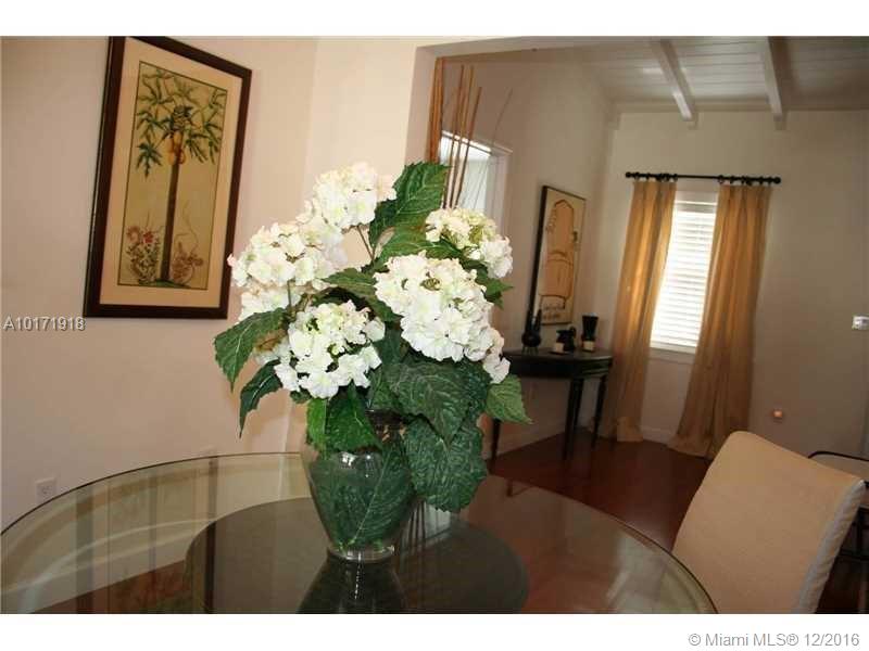 PALM ISLAND - Residential Lease