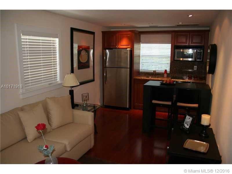 PALM ISLAND - Residential Lease