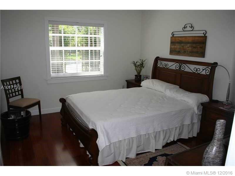 PALM ISLAND - Residential Lease