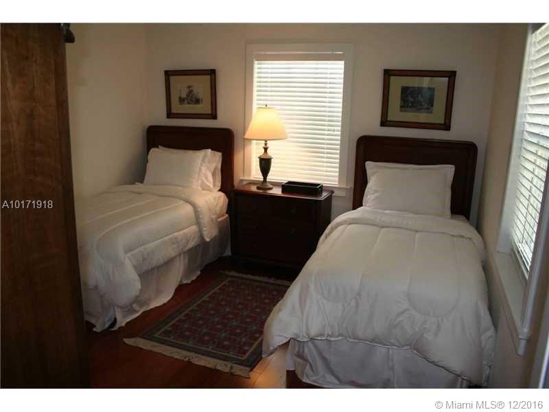 PALM ISLAND - Residential Lease