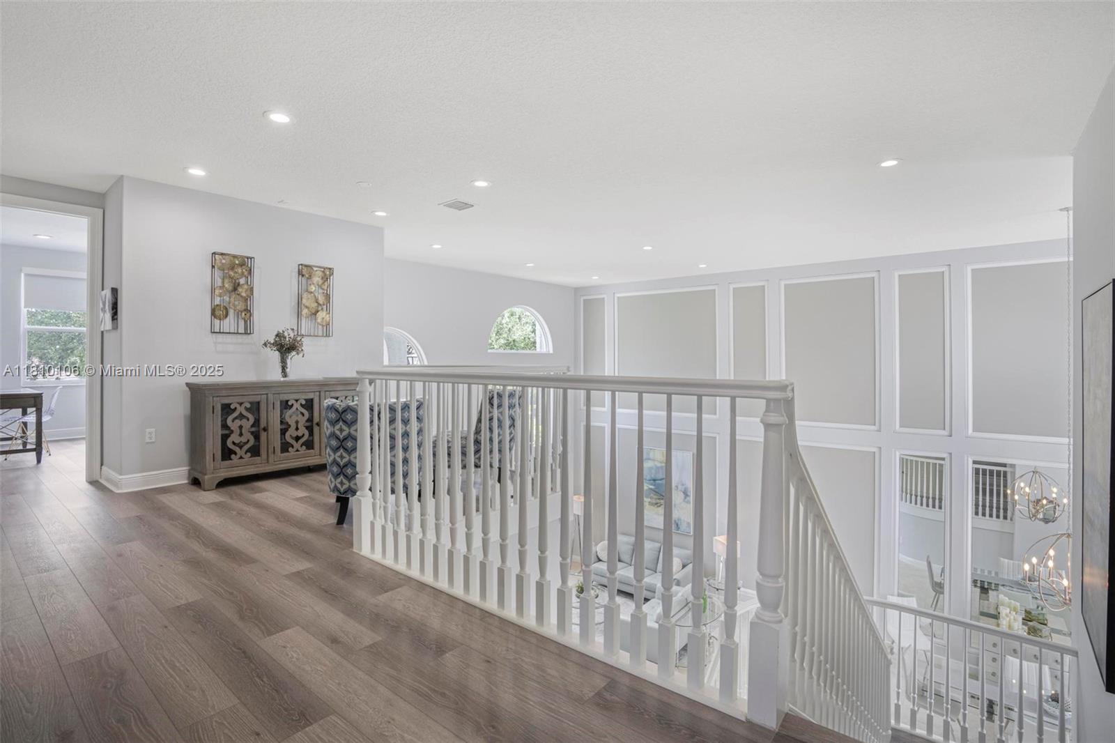 CAPELLA 1 - Residential Lease