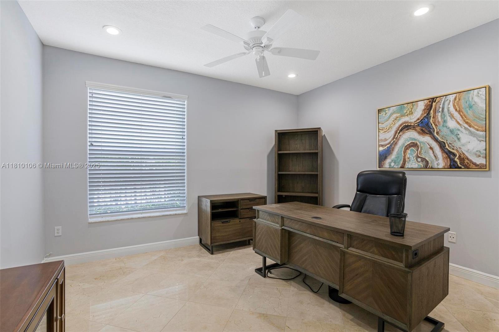 CAPELLA 1 - Residential Lease