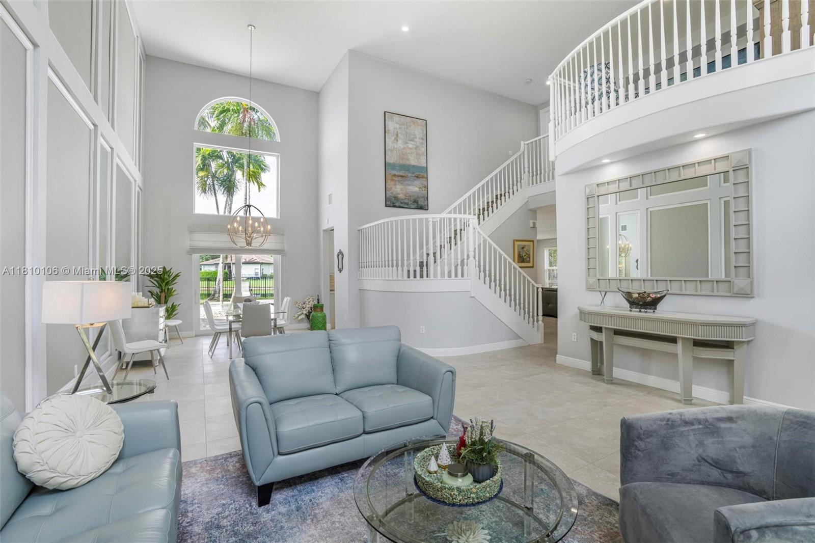 CAPELLA 1 - Residential Lease