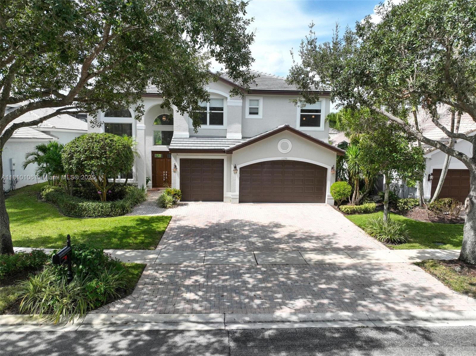 CAPELLA 1 - Residential Lease