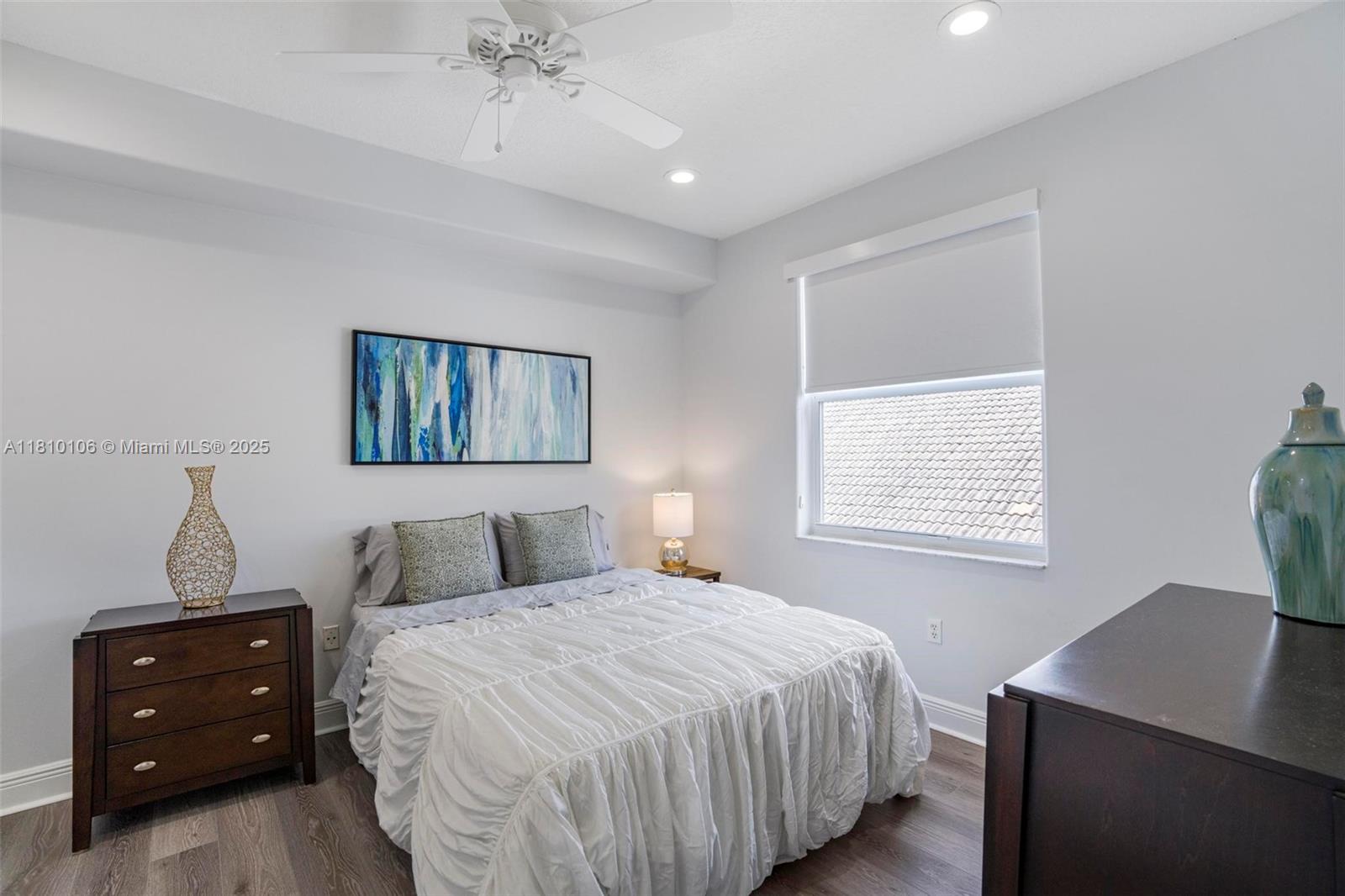 CAPELLA 1 - Residential Lease