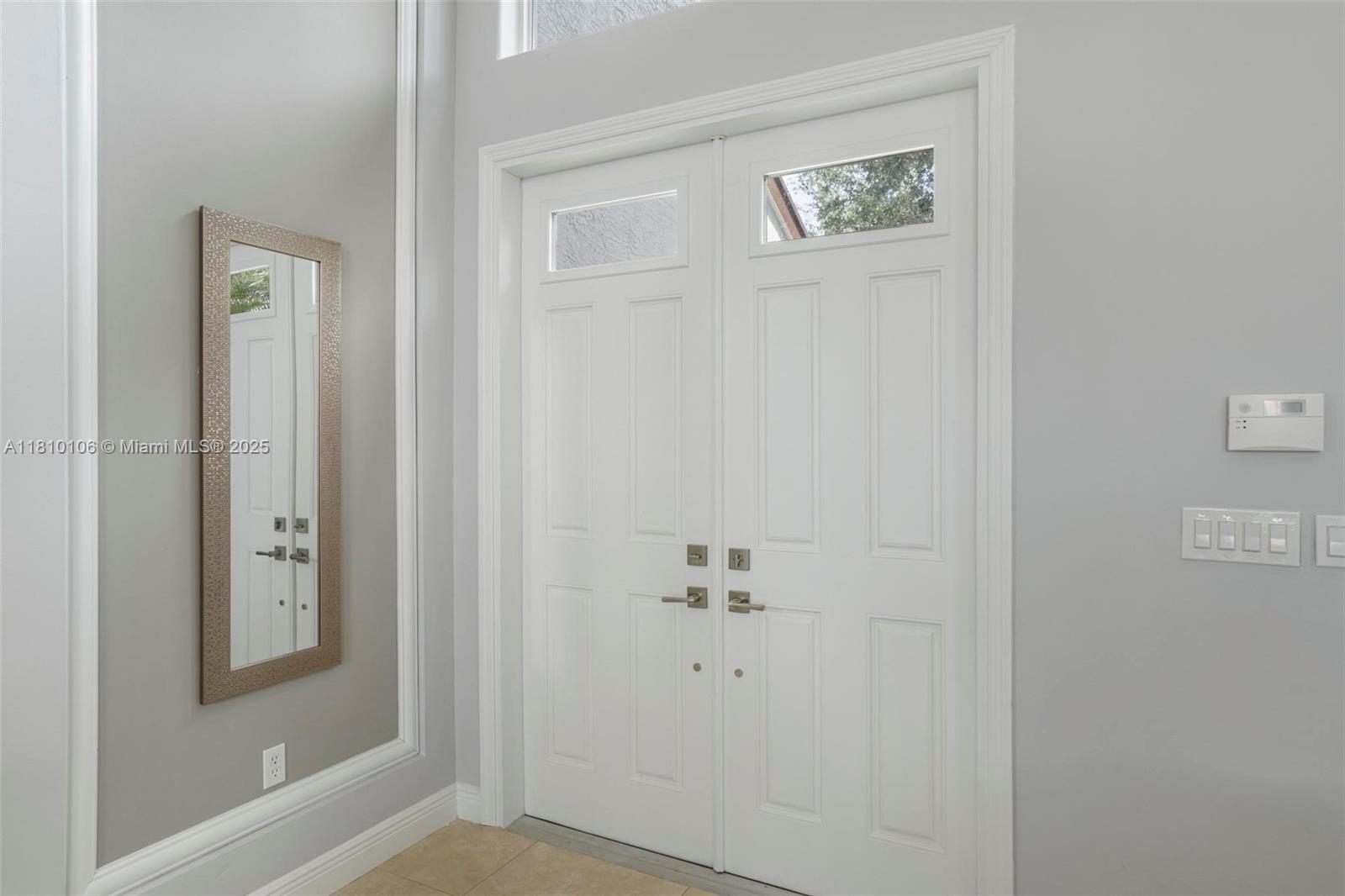 CAPELLA 1 - Residential Lease