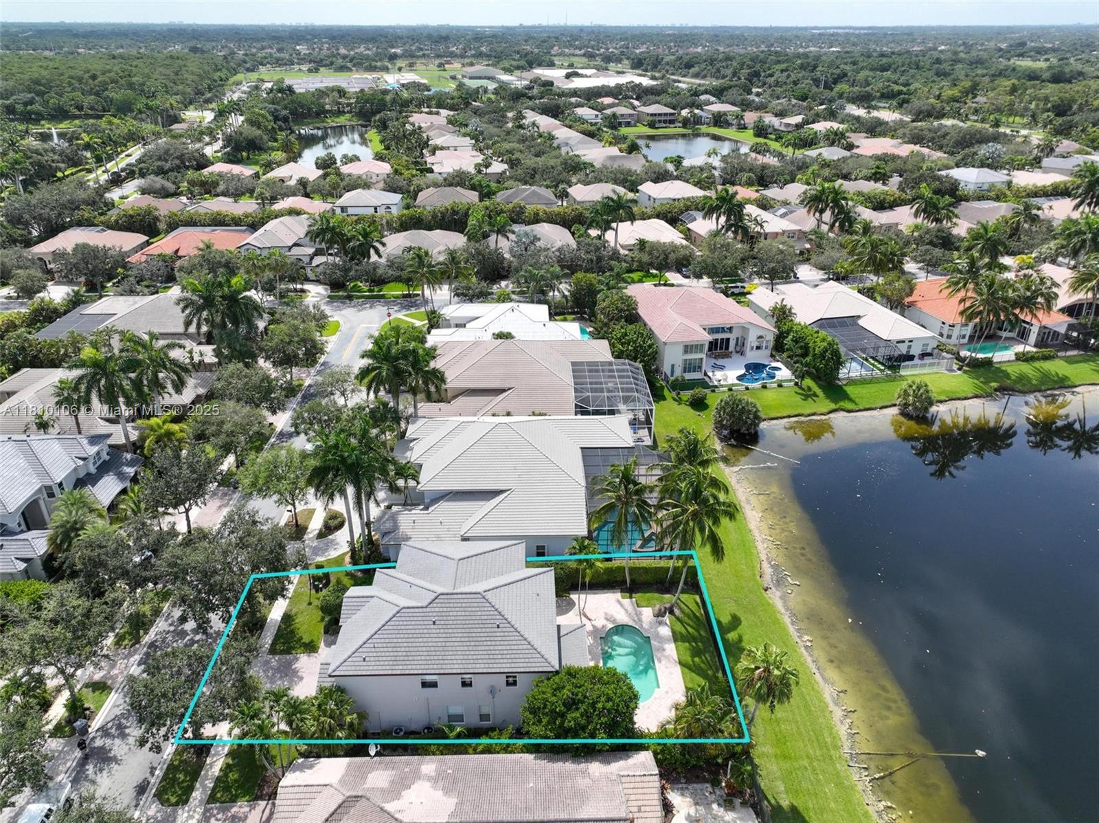 CAPELLA 1 - Residential Lease