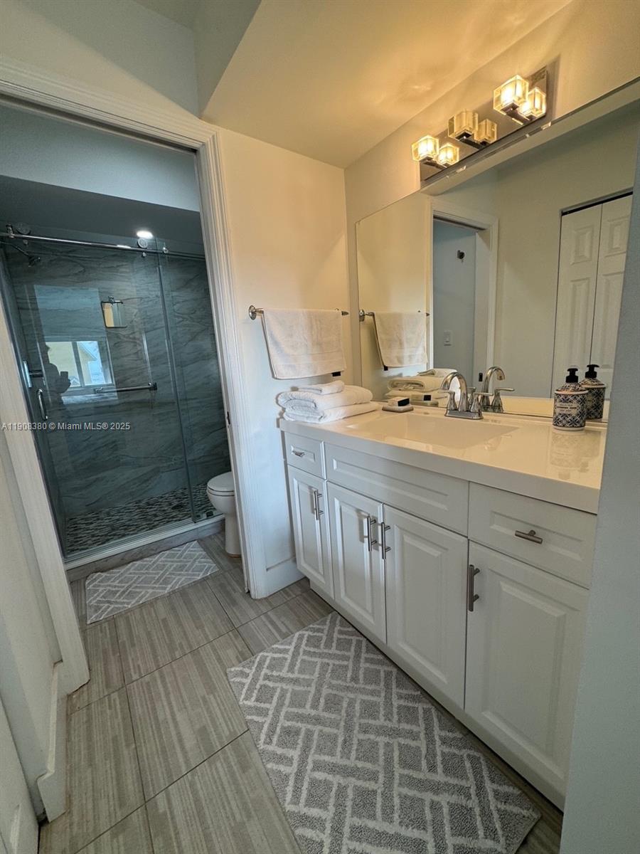 BEACH VILLAS ON HUTCHINSON - Residential Lease