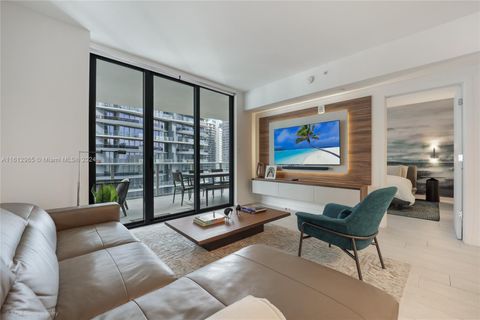 Condominium in Miami FL 1010 Brickell Ave Ave 5.jpg