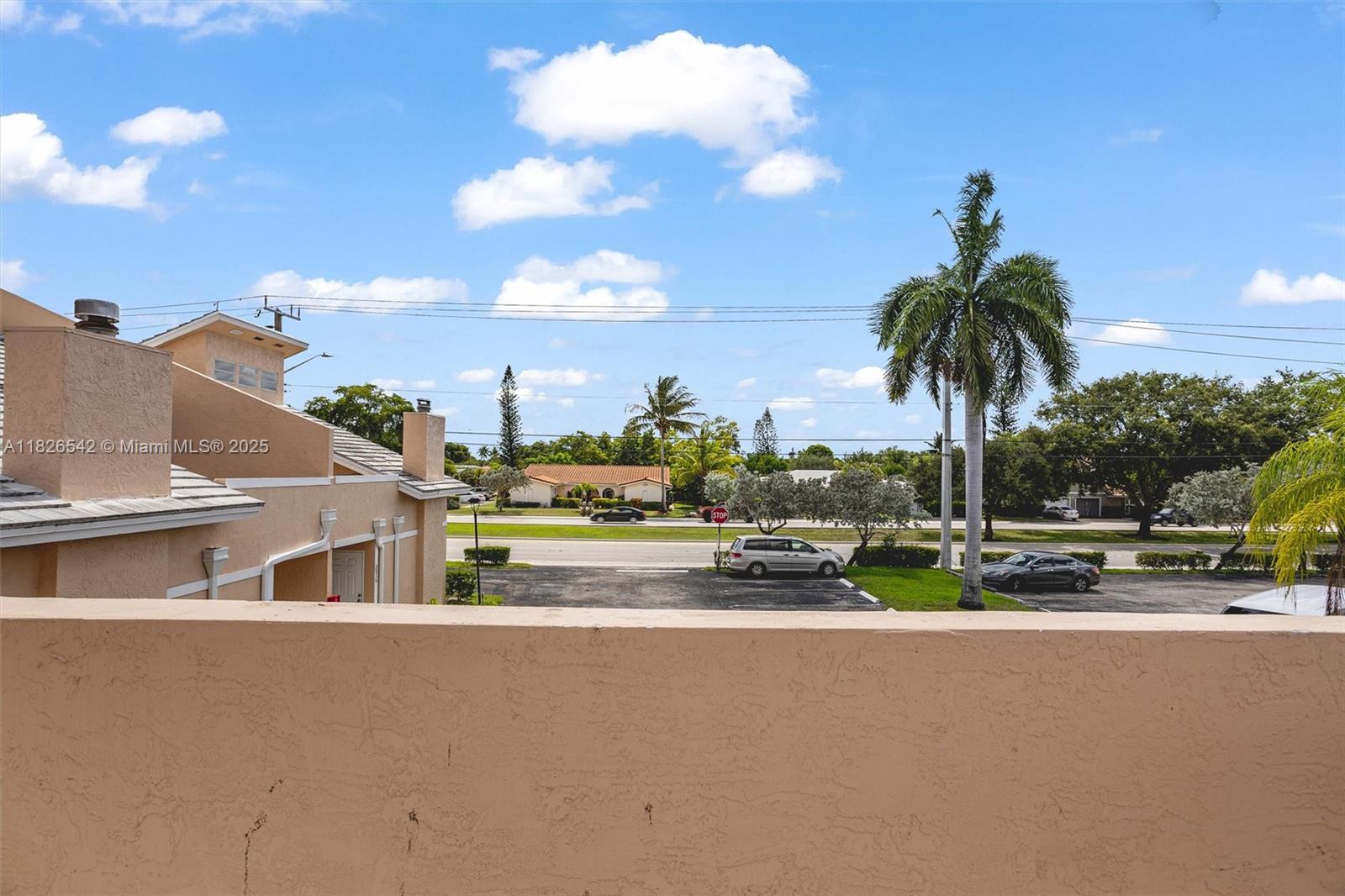 HAYLOFTS OF CORAL SPRINGS - Residential