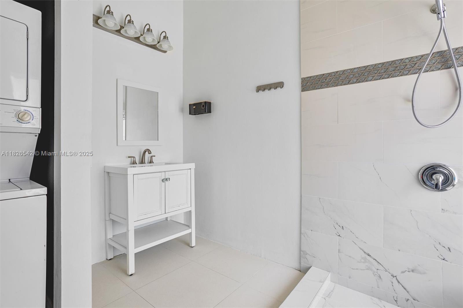 HAYLOFTS OF CORAL SPRINGS - Residential