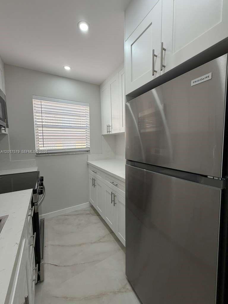 932 NW 5th St 3
