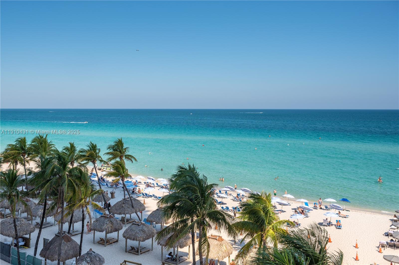 LA PERLA CONDO - Residential Lease