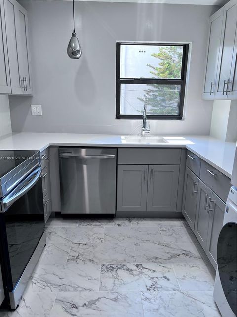 Photo of 1617 Jefferson Ave #204, Miami Beach, FL 33139 (MLS # A11991023)