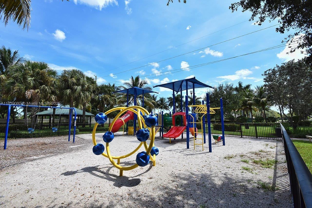 PALMYRA ESTATES - Residential